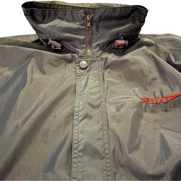 M’s Speedo XL Navy Hooded Windbreaker.  Excellent Condition. - Picture 11 of 13